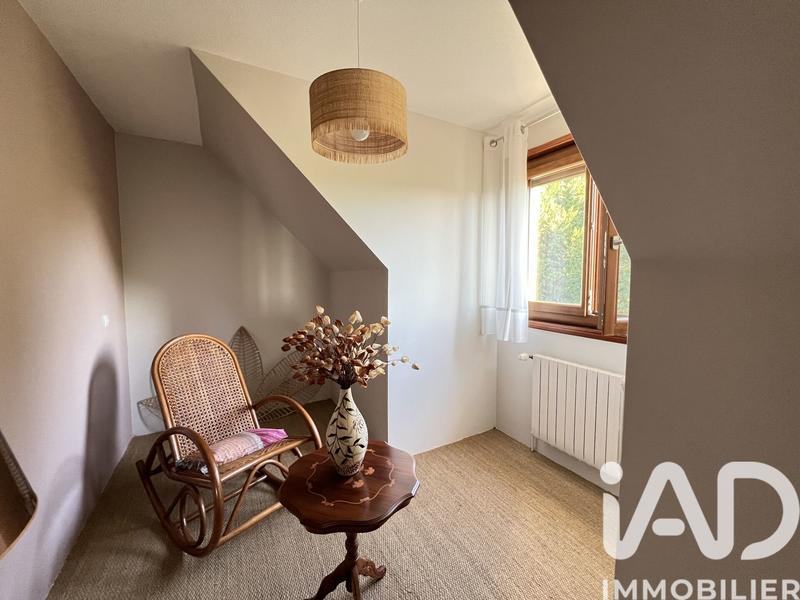 Maison - 274 m² - 6 pièces
