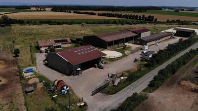 Maison de domaine équestre - 193 m² - 8 pièces