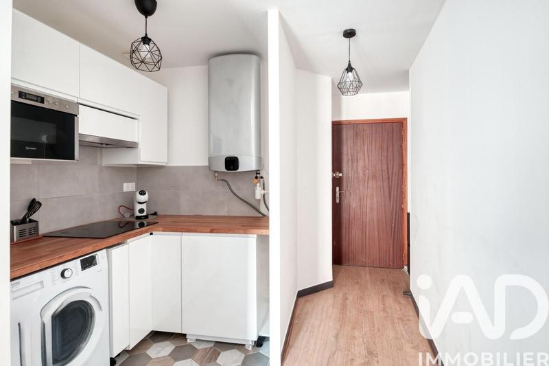 Studio - 24 m² - 1 pièce