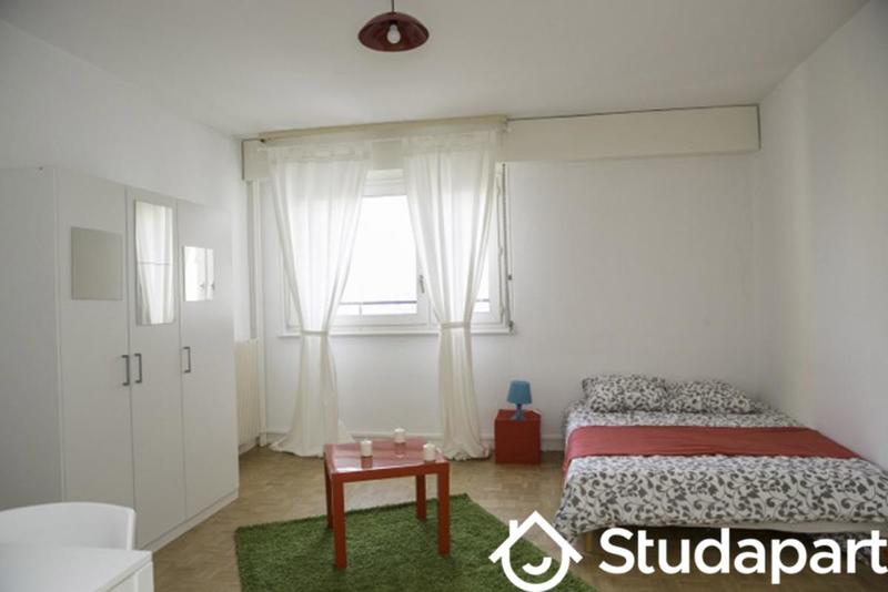 Chambre - 16 m² - 1 pièce