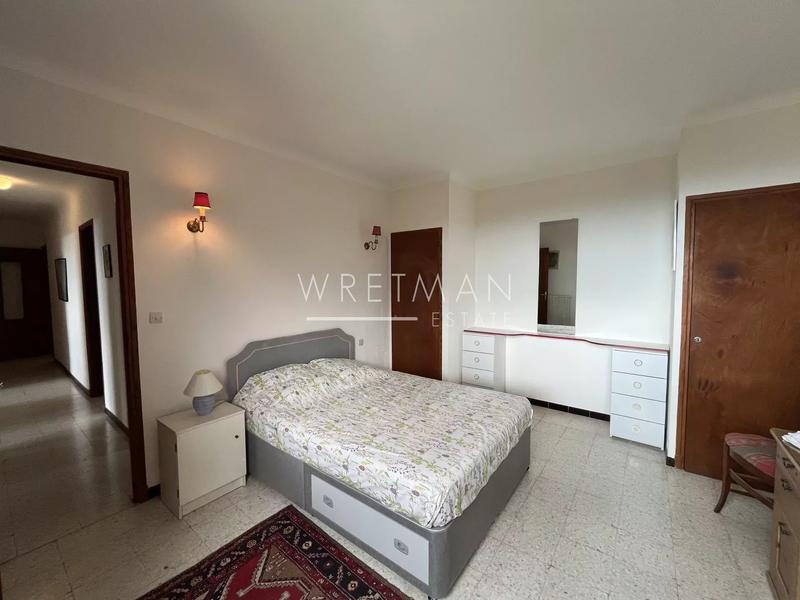 Villa - 260 m² - 7 pièces