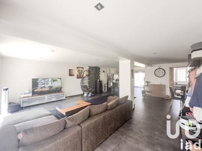 Maison - 166 m² - 6 pièces