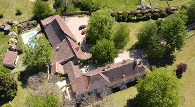 Appartement - 415 m² - 12 pièces