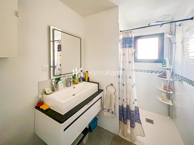 Appartement - 108 m² - 4 pièces