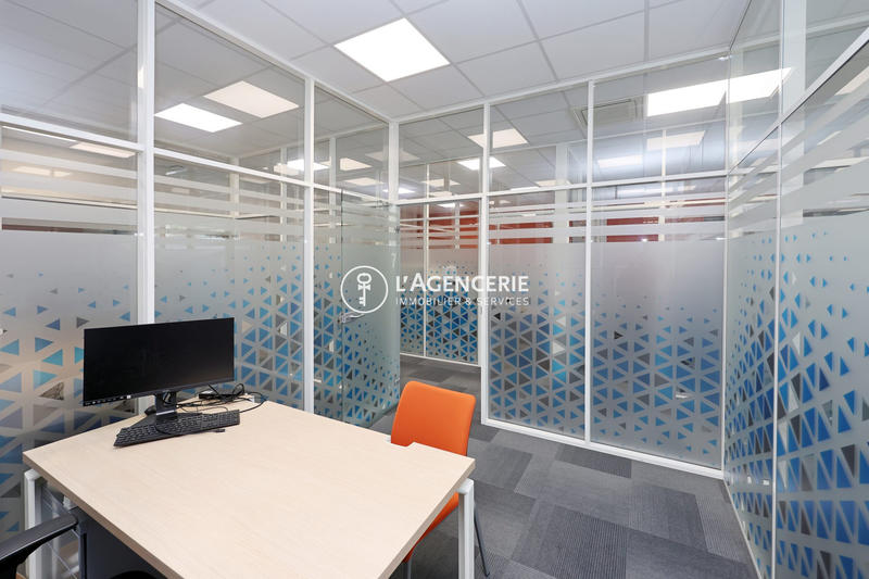 Bureau - 270 m²
