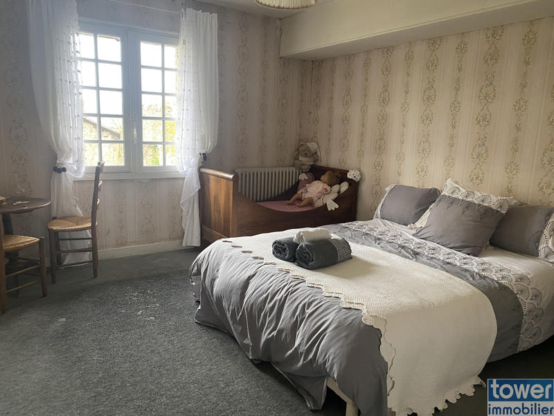 Propriété - 388 m² - 12 pièces