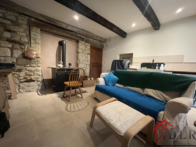 Maison - 255 m² - 7 pièces