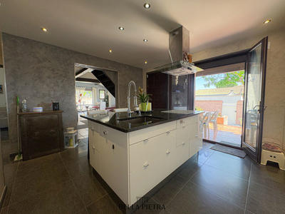 Maison - 146 m² - 5 pièces