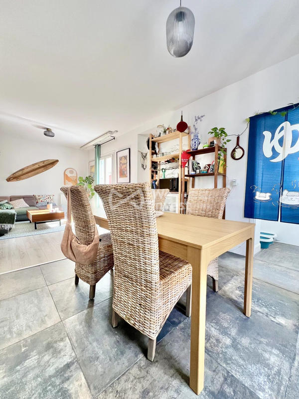 Maison - 88 m² - 5 pièces