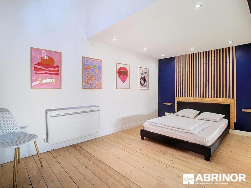 Loft - 98 m² - 2 pièces