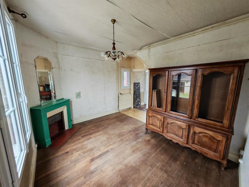 Maison - 104 m² - 5 pièces