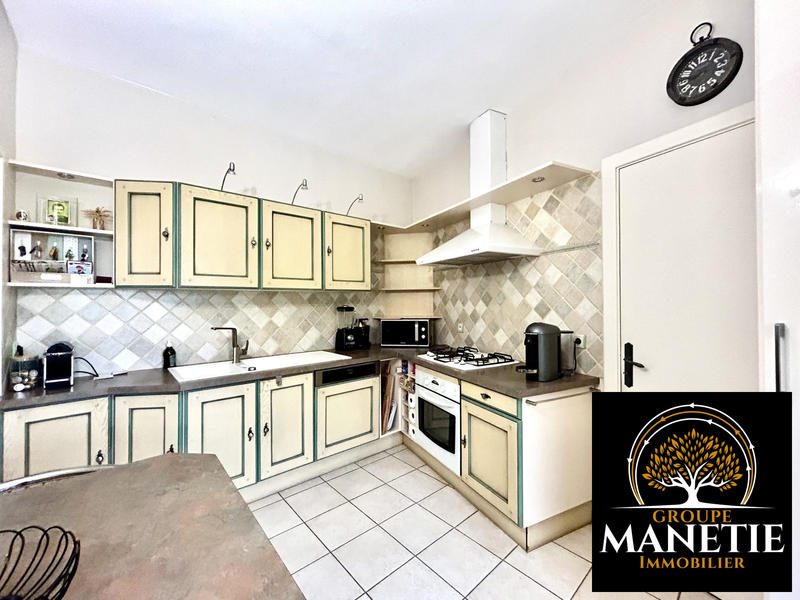 Maison traditionnelle - 135 m² - 7 pièces