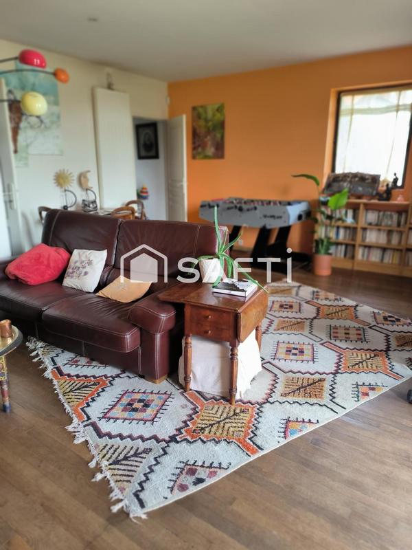 Maison de maîtres - 240 m² - 10 pièces