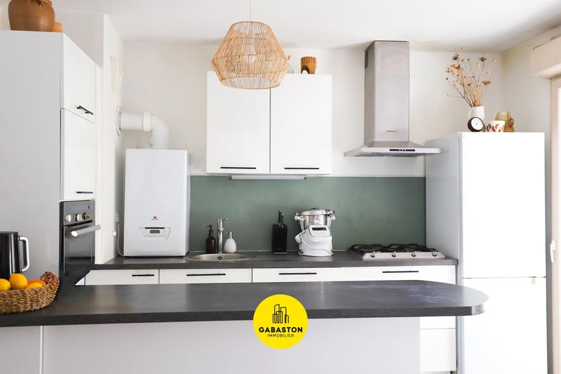 Appartement - 76 m² - 4 pièces