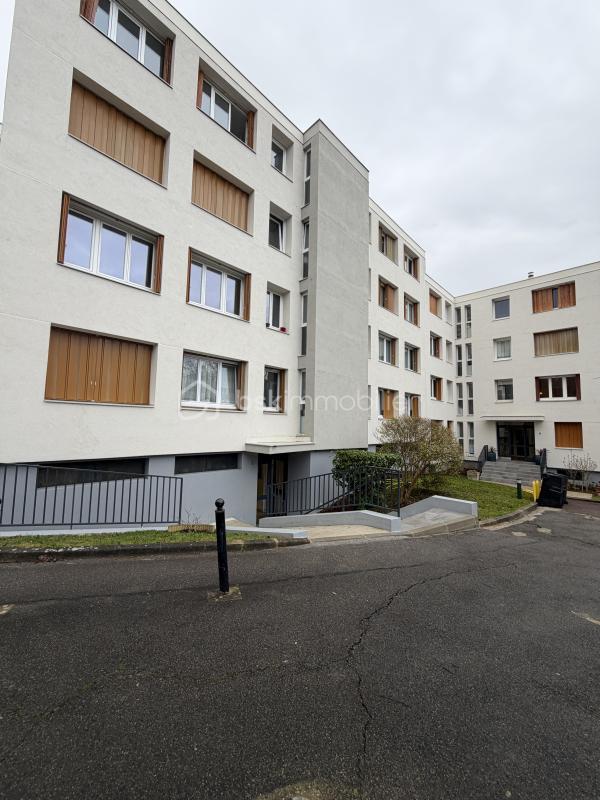 Appartement - 78 m² - 4 pièces