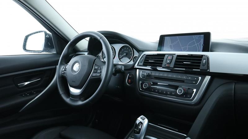 Bmw Série 3 320iA Luxury 184 ch