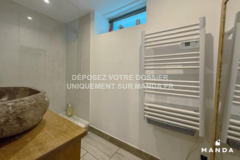 Appartement - 60 m² - 2 pièces
