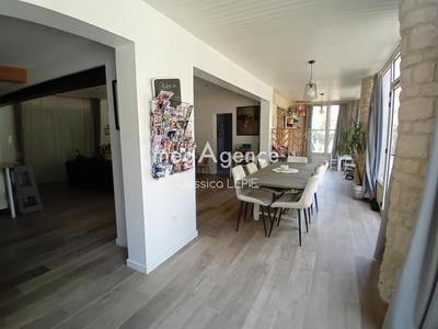Maison de campagne - 220 m² - 6 pièces