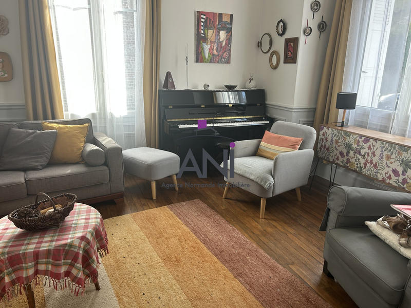 Maison - 100 m² - 5 pièces