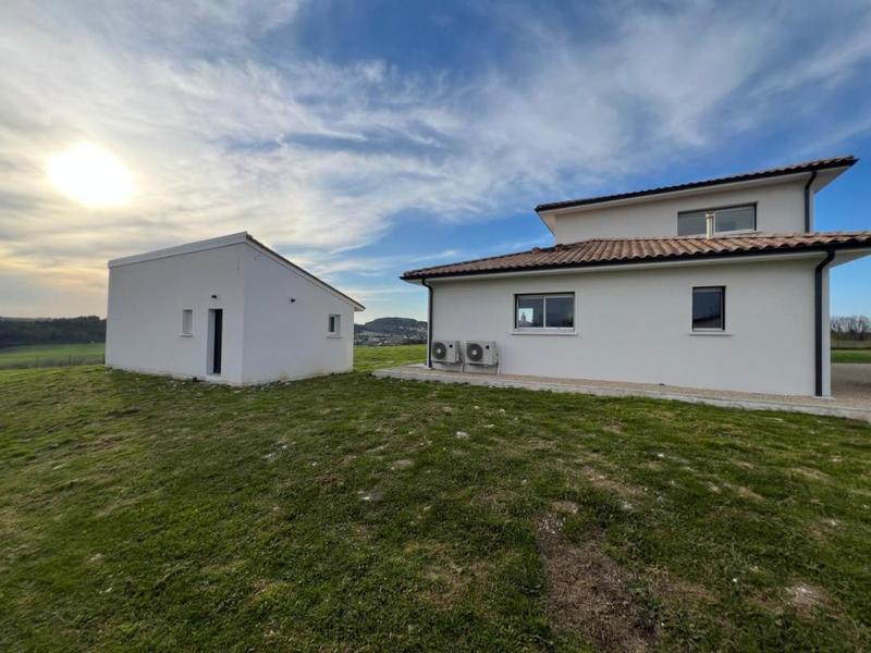 Maison - 179 m² - 6 pièces