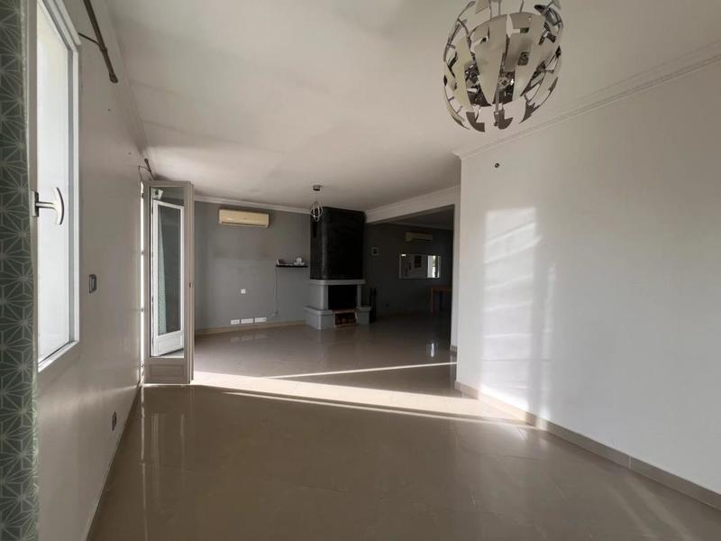 Maison - 84 m² - 5 pièces