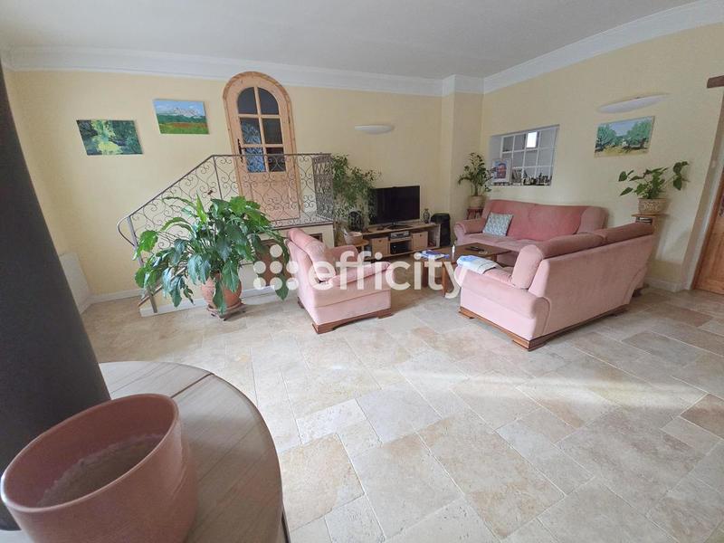 Villa - 160 m² - 6 pièces