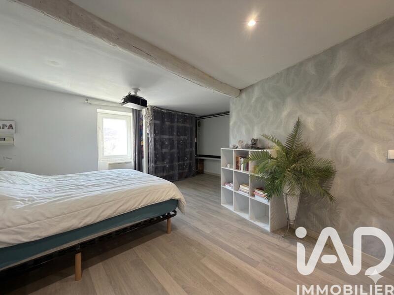 Maison - 101 m² - 6 pièces