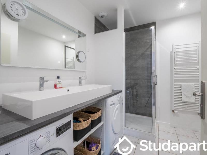 Chambre - 11 m² - 1 pièce