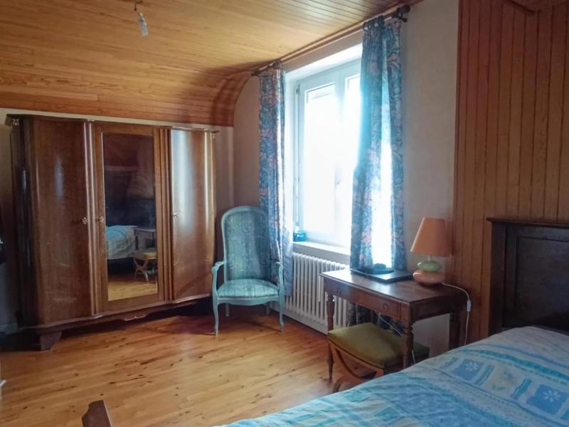 Maison - 92 m² - 6 pièces