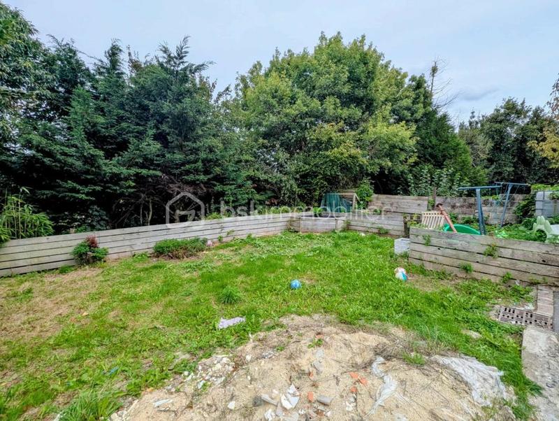 Maison - 189 m² - 8 pièces