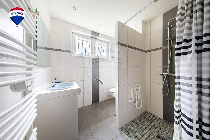 Maison - 108 m² - 5 pièces