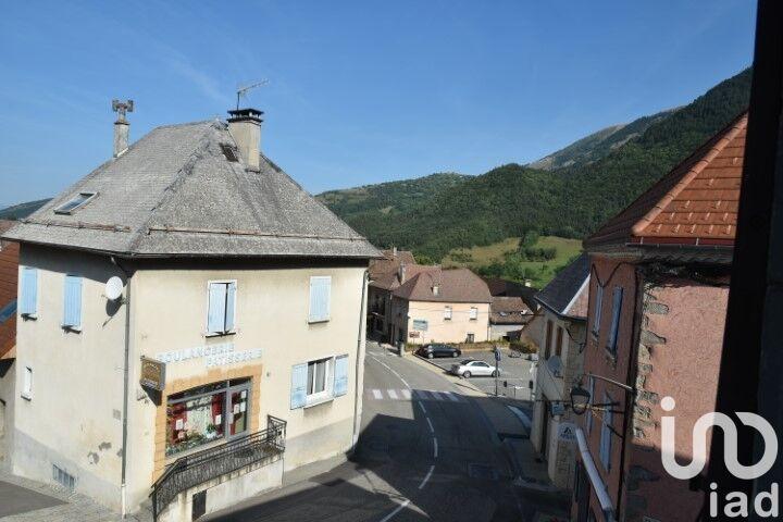 Appartement - 112 m² - 5 pièces