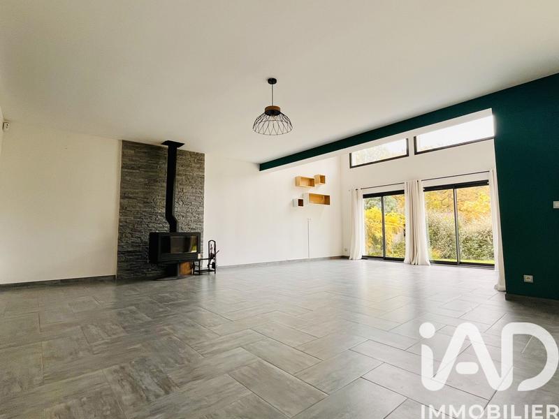 Maison - 322 m² - 8 pièces