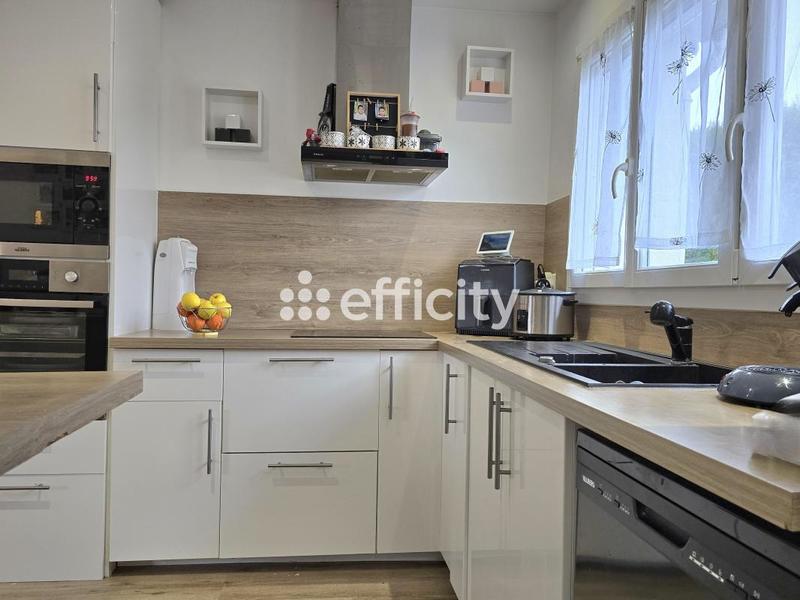 Pavillon - 100 m² - 5 pièces