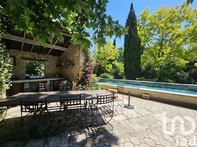 Maison - 356 m² - 11 pièces