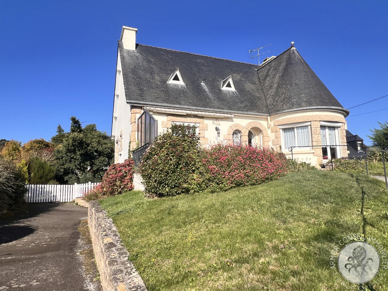 Maison - 87 m² - 5 pièces