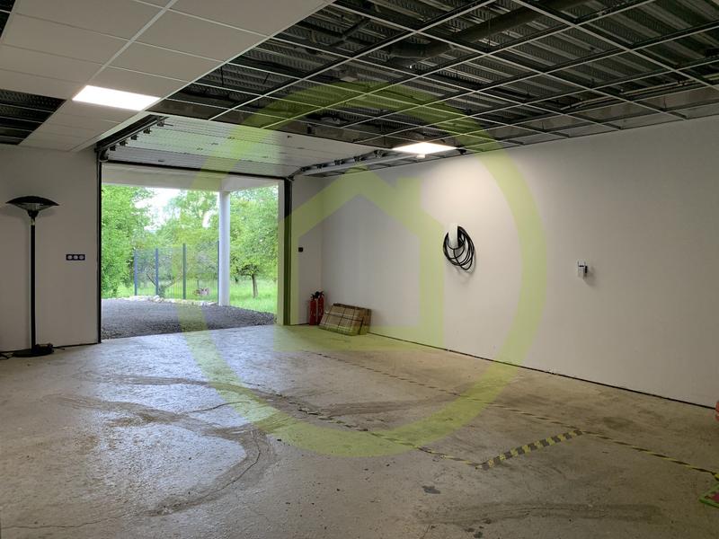 Maison - 258 m² - 10 pièces