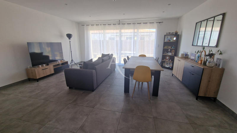 Maison - 101 m² - 5 pièces