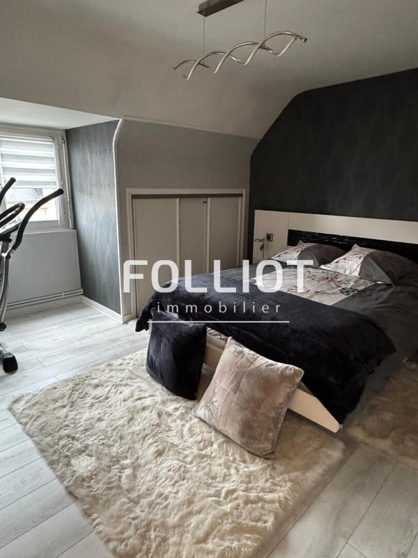 Maison - 142 m² - 7 pièces