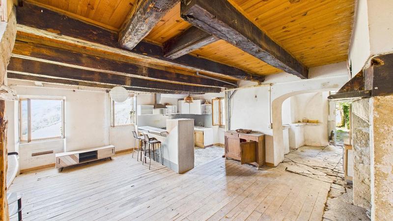 Maison - 92 m² - 4 pièces