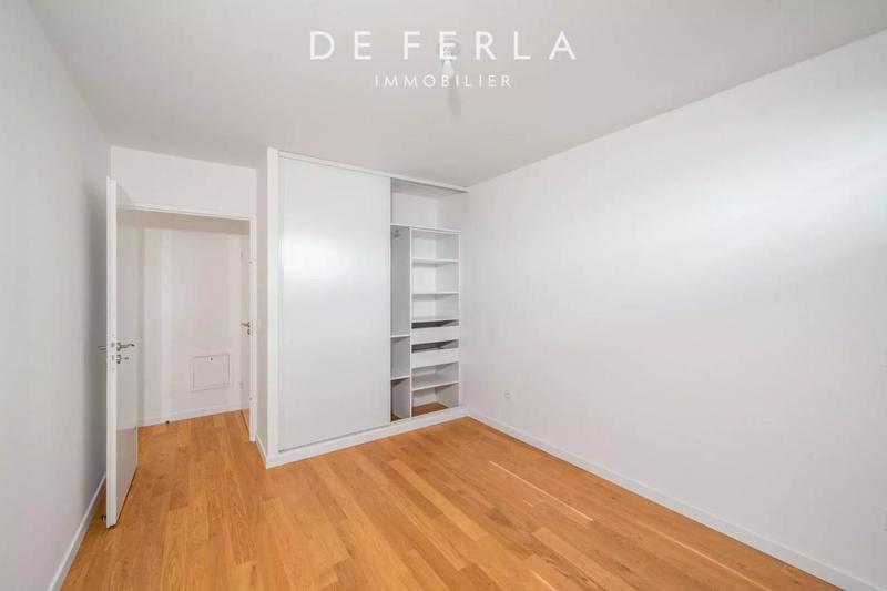 Appartement - 107 m² - 4 pièces