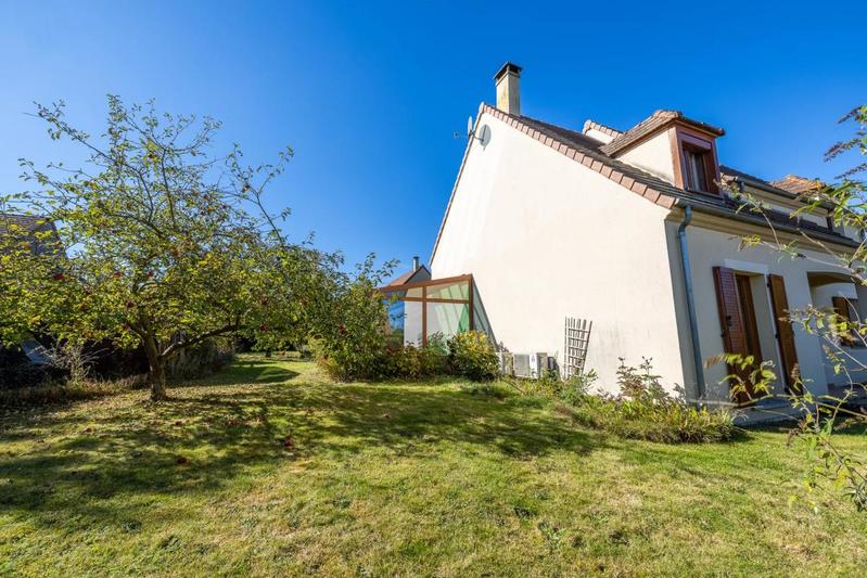 Maison - 195 m² - 6 pièces