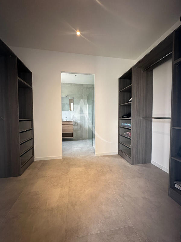 Maison - 146 m² - 7 pièces