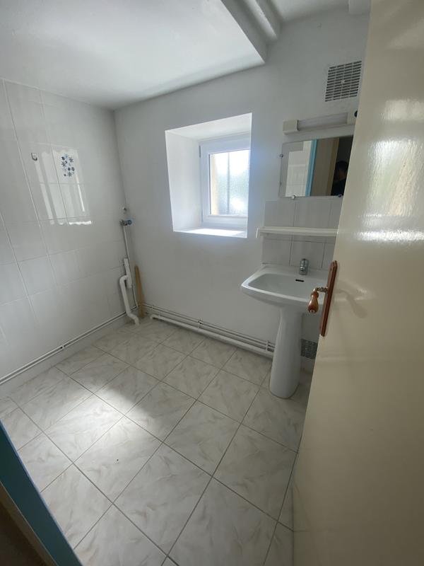 Maison - 75 m² - 5 pièces