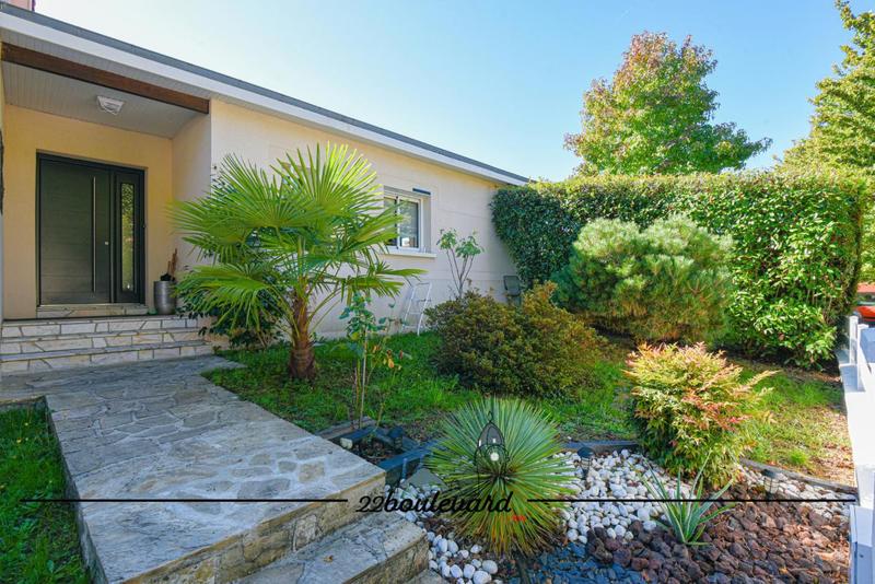 Villa - 250 m² - 8 pièces