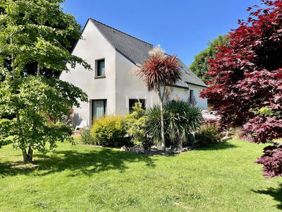 Maison - 137 m² - 5 pièces