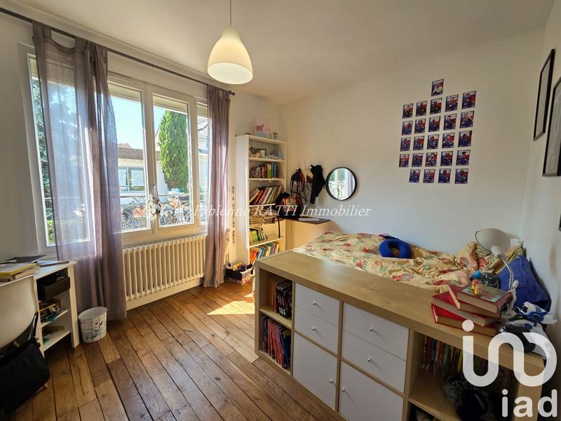 Maison - 204 m² - 7 pièces