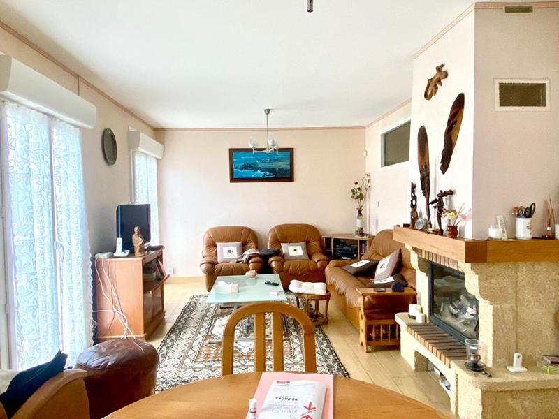 Maison - 105 m² - 6 pièces