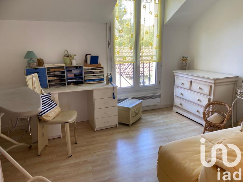 Maison - 99 m² - 5 pièces