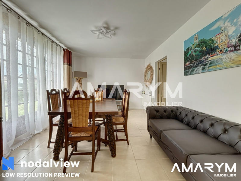 Maison - 113 m² - 5 pièces